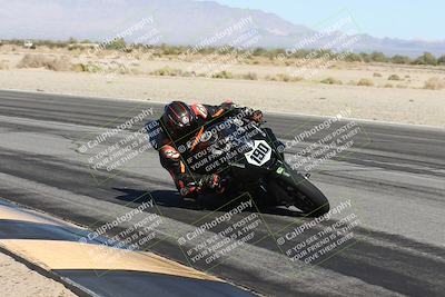 media/Nov-01-2025-CVMA (Sat) [[fc0f7531b8]]/Race 8-Supersport Middleweight/